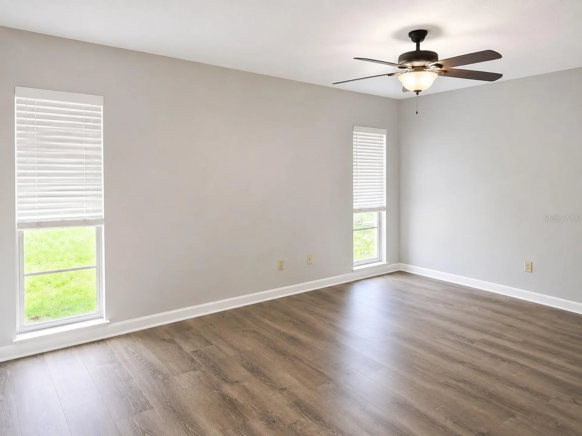 16518 Silverhill Drive Tampa FL 33624