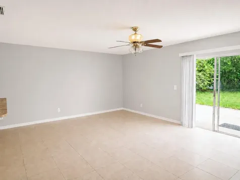 16518 Silverhill Drive Tampa FL 33624