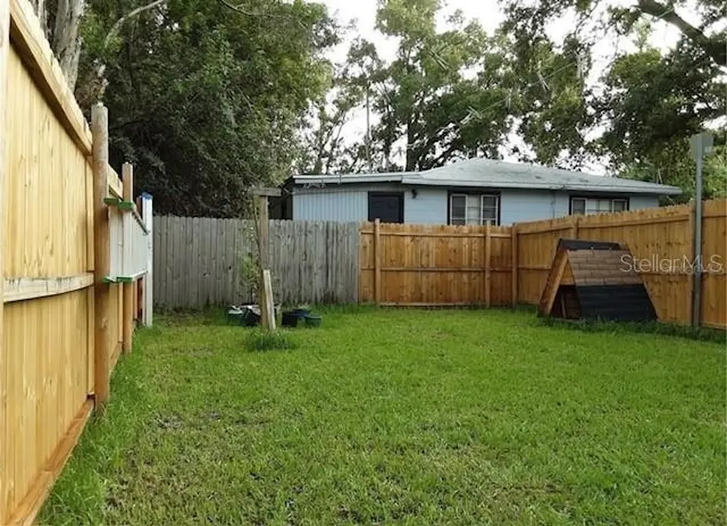 1773 Temple Terrace S St Petersburg FL 33711