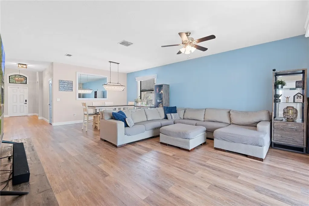 10222 Celtic Ash Drive Ruskin FL 33573