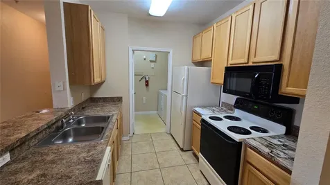 10211 Courtney Palms Boulevard Tampa FL 33619