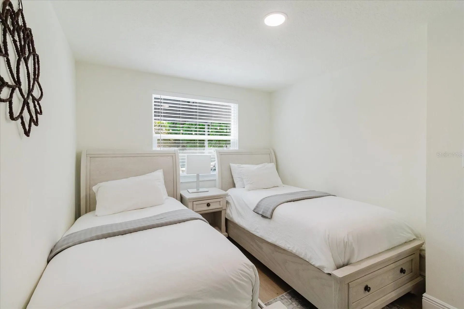 916 17th Street N St Petersburg FL 33713