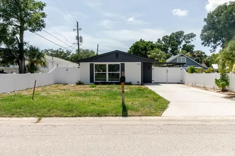 916 17th Street N St Petersburg FL 33713