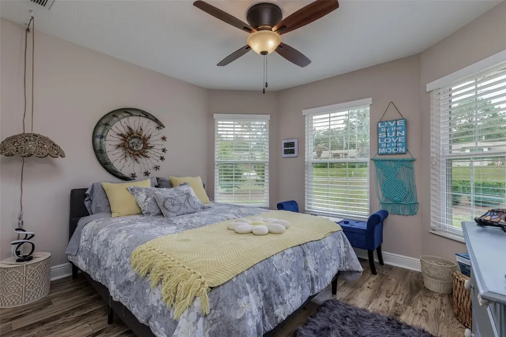 1763 W Mcneal Drive Dunnellon FL 34434