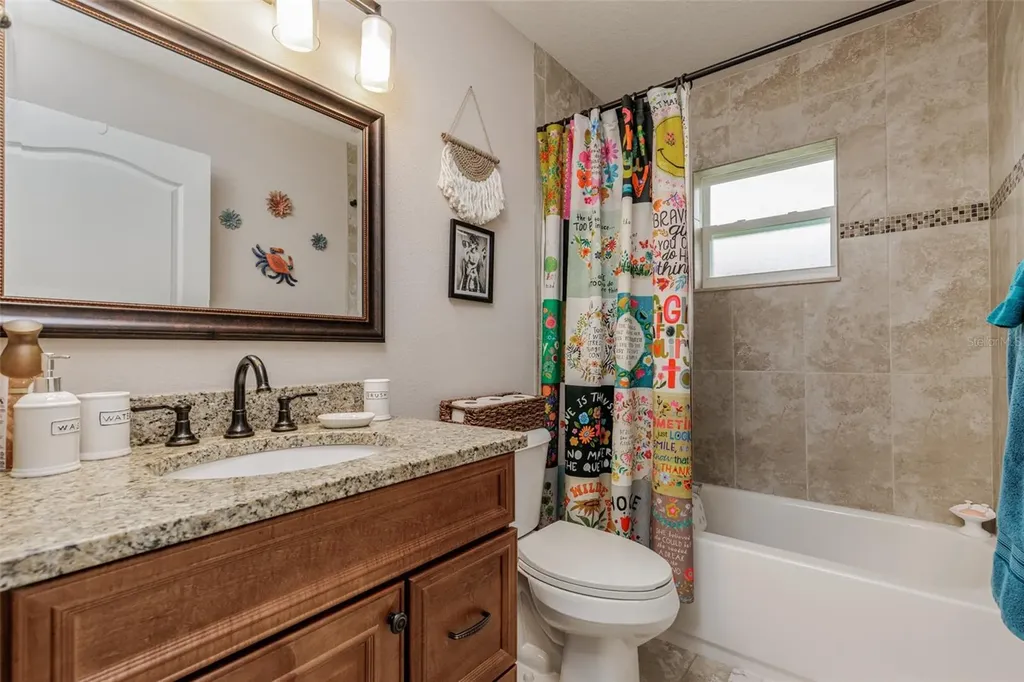 1763 W Mcneal Drive Dunnellon FL 34434