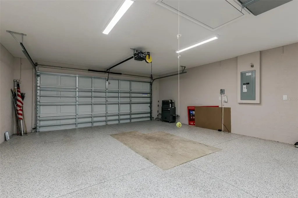 1763 W Mcneal Drive Dunnellon FL 34434