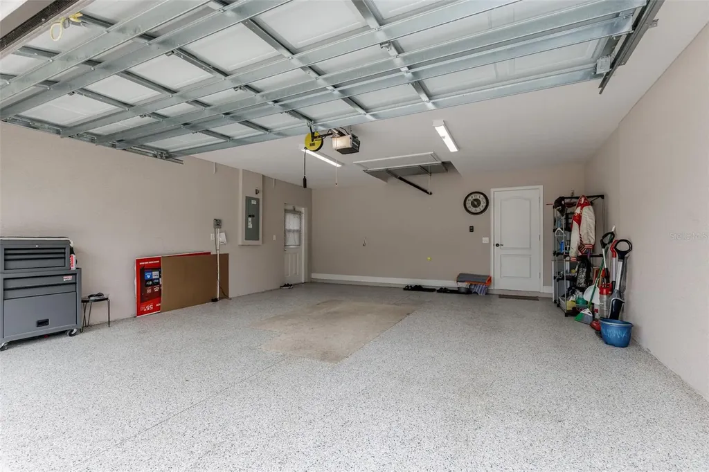 1763 W Mcneal Drive Dunnellon FL 34434
