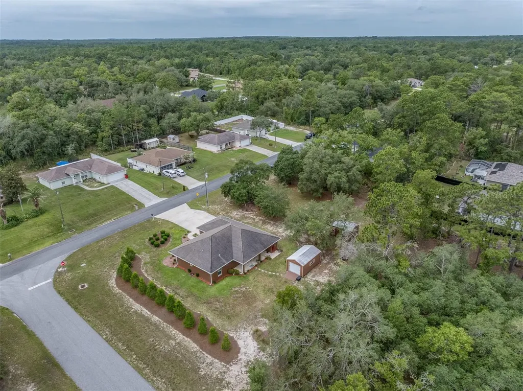 1763 W Mcneal Drive Dunnellon FL 34434