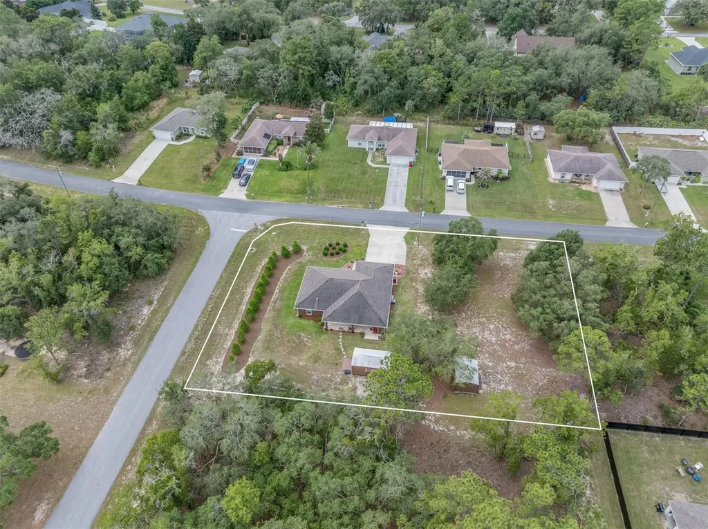 1763 W Mcneal Drive Dunnellon FL 34434