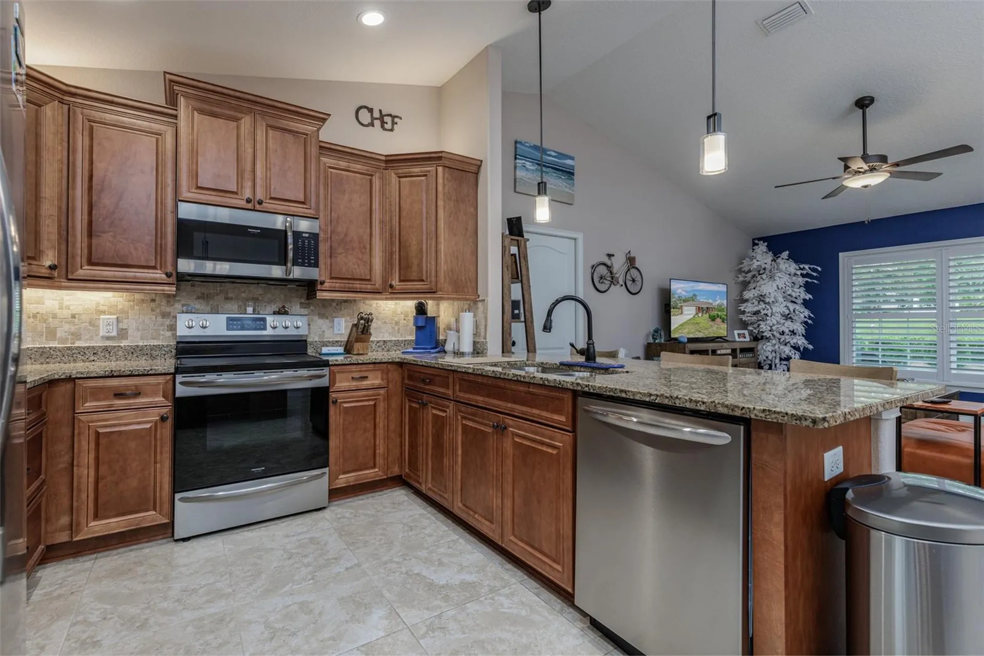 1763 W Mcneal Drive Dunnellon FL 34434