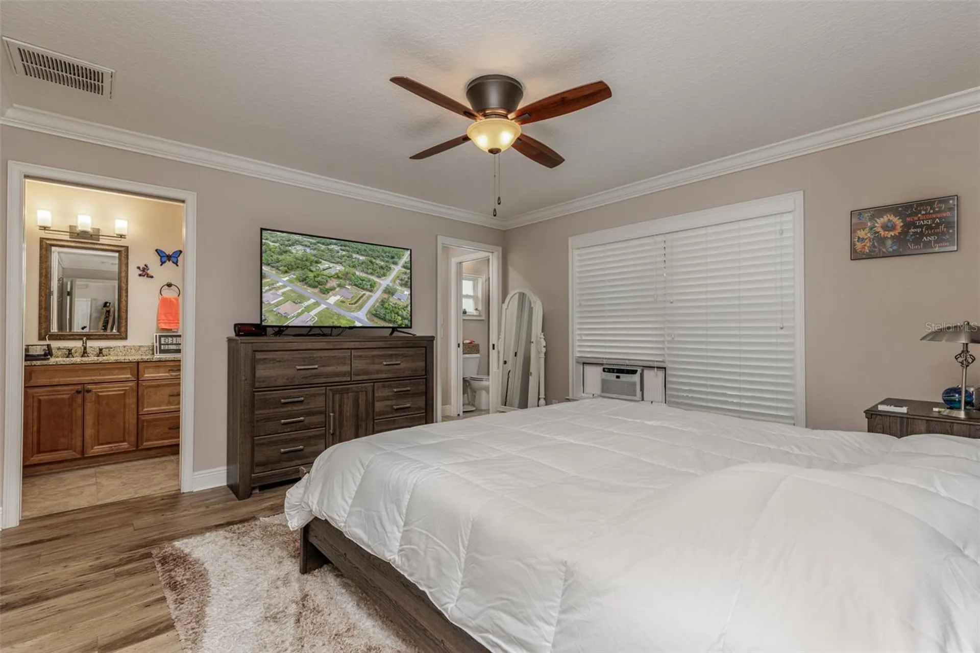 1763 W Mcneal Drive Dunnellon FL 34434
