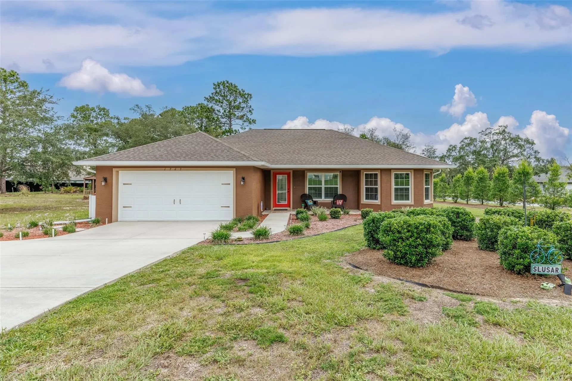 1763 W Mcneal Drive Dunnellon FL 34434