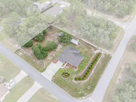 1763 W Mcneal Drive Dunnellon FL 34434