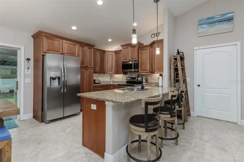 1763 W Mcneal Drive Dunnellon FL 34434