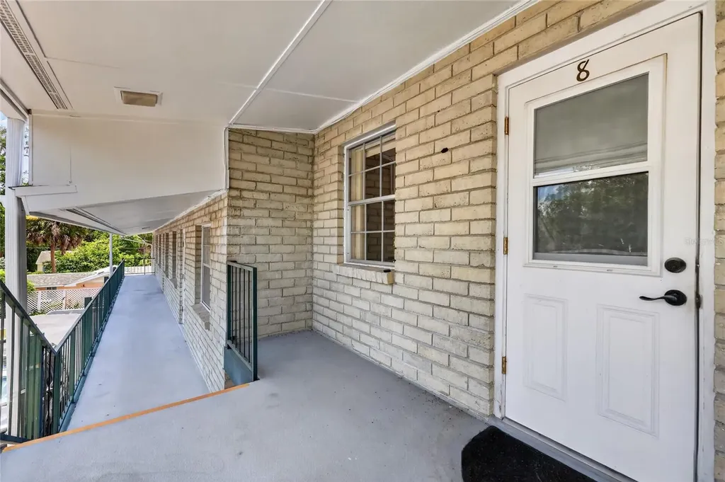 200 E 10th Avenue Mount Dora FL 32757