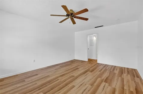 200 E 10th Avenue Mount Dora FL 32757