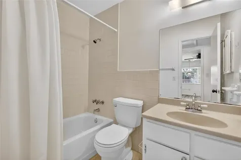 200 E 10th Avenue Mount Dora FL 32757