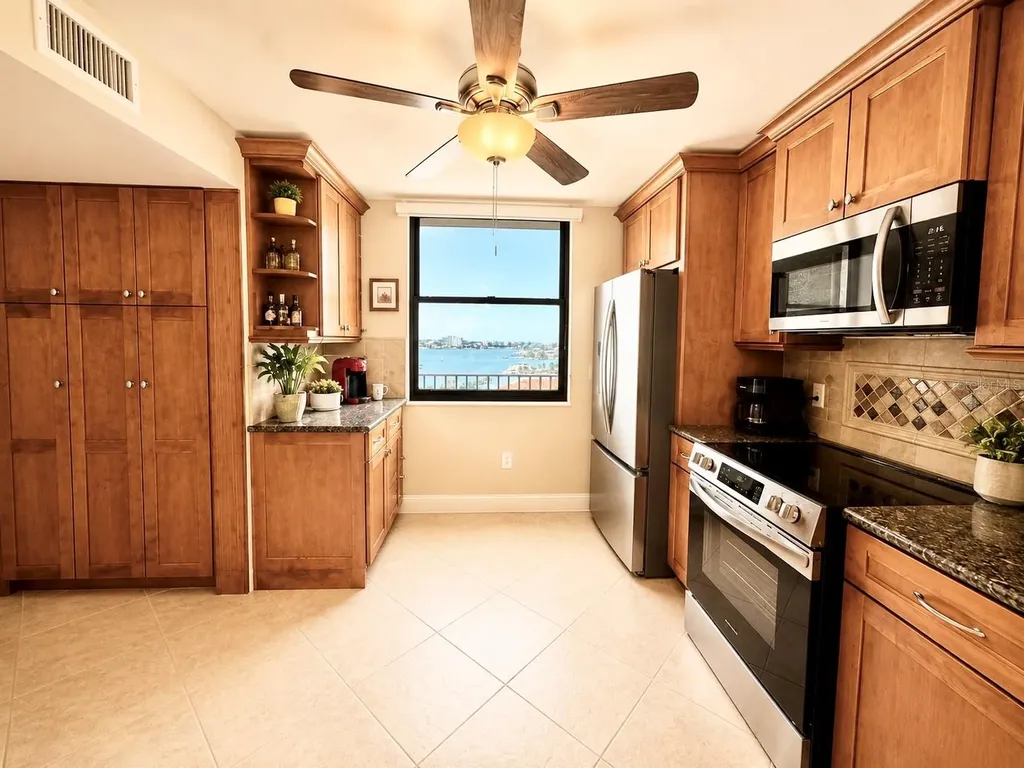 7300 Sun Island Drive S St Petersburg FL 33707