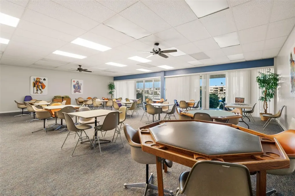 7300 Sun Island Drive S St Petersburg FL 33707