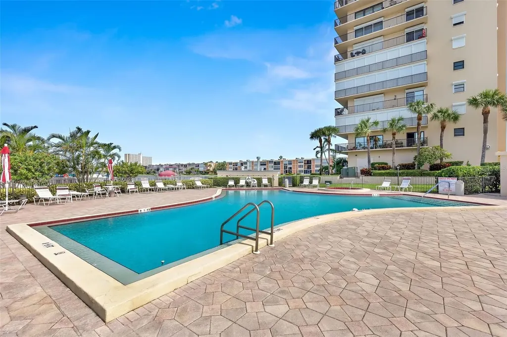 7300 Sun Island Drive S St Petersburg FL 33707