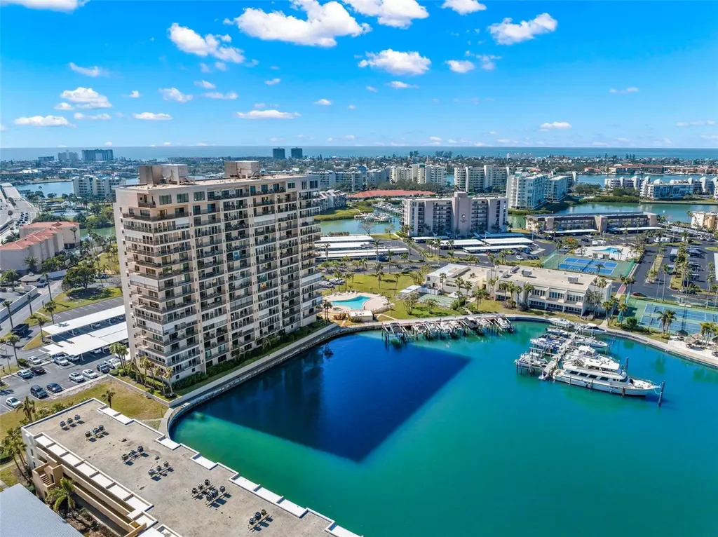7300 Sun Island Drive S St Petersburg FL 33707