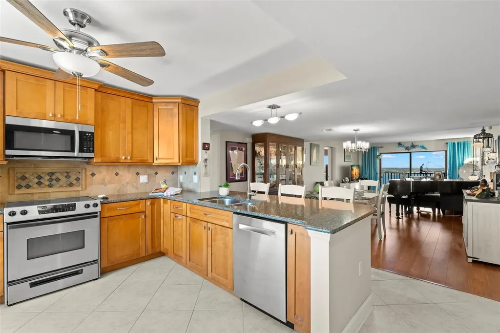 7300 Sun Island Drive S St Petersburg FL 33707