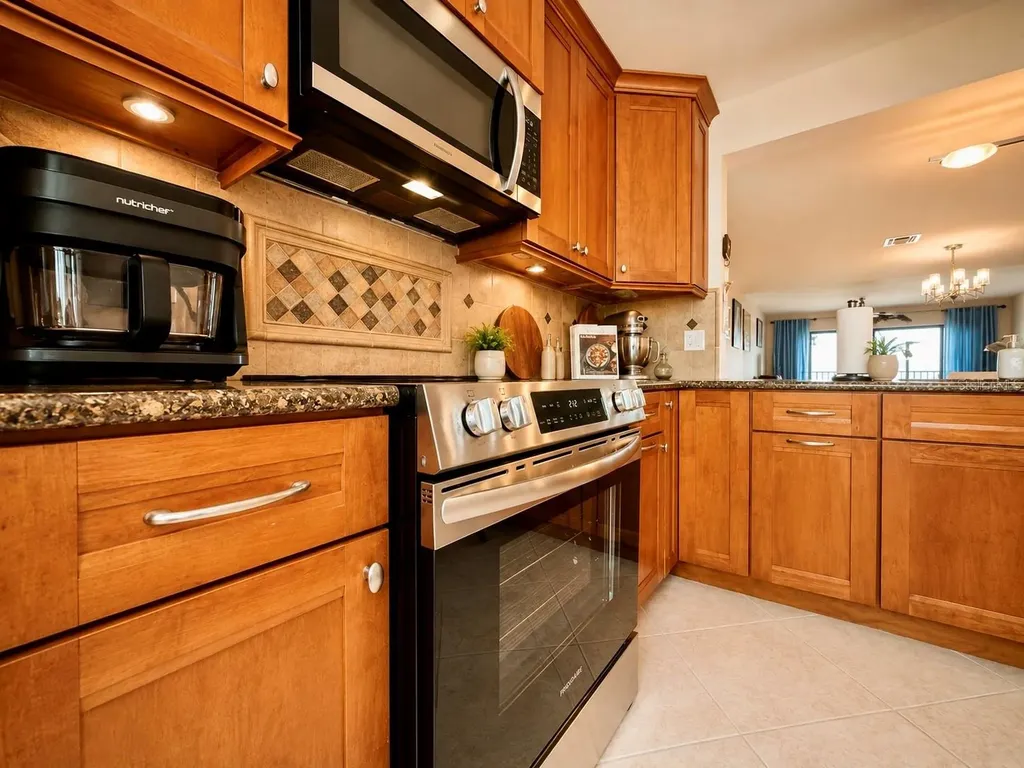 7300 Sun Island Drive S St Petersburg FL 33707