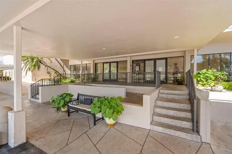 7300 Sun Island Drive S St Petersburg FL 33707