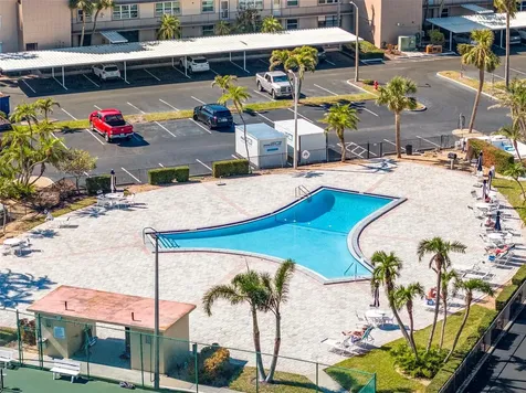 7300 Sun Island Drive S St Petersburg FL 33707