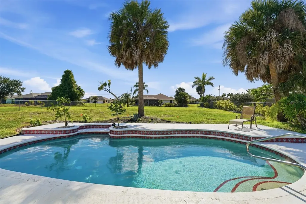 275 Rotonda Boulevard N Rotonda West FL 33947