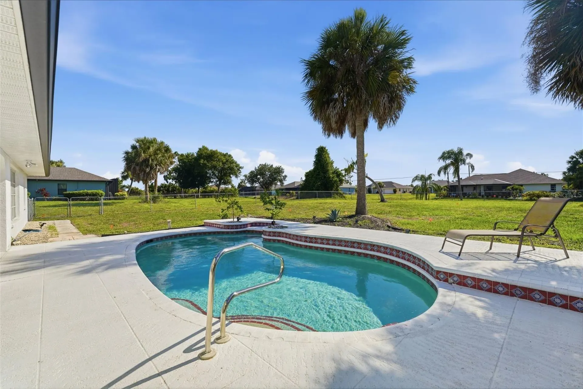 275 Rotonda Boulevard N Rotonda West FL 33947