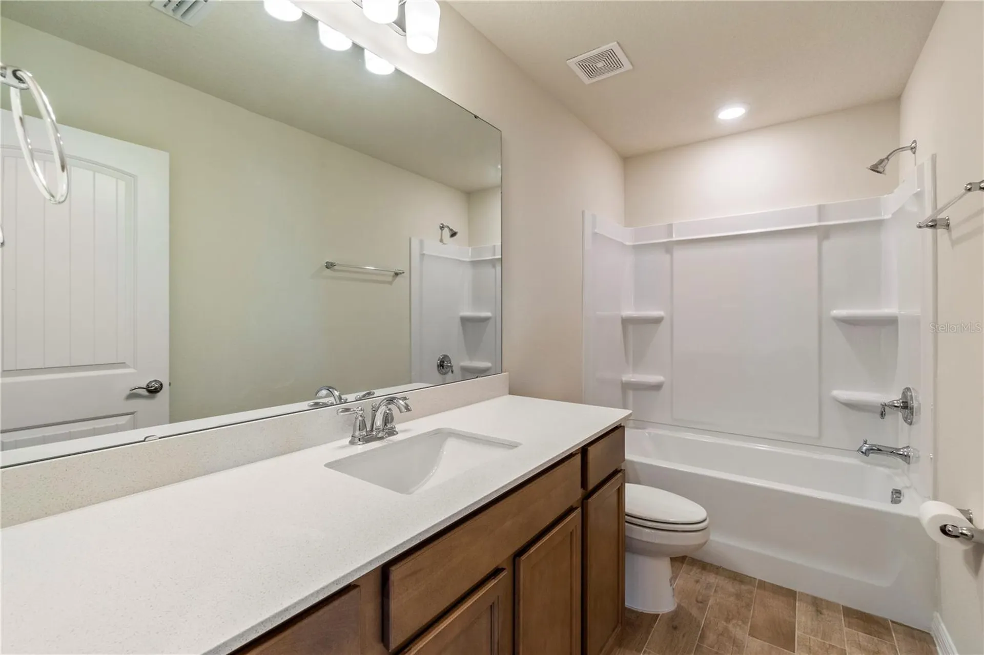 9662 Passaic Parkway Orlando FL 32829