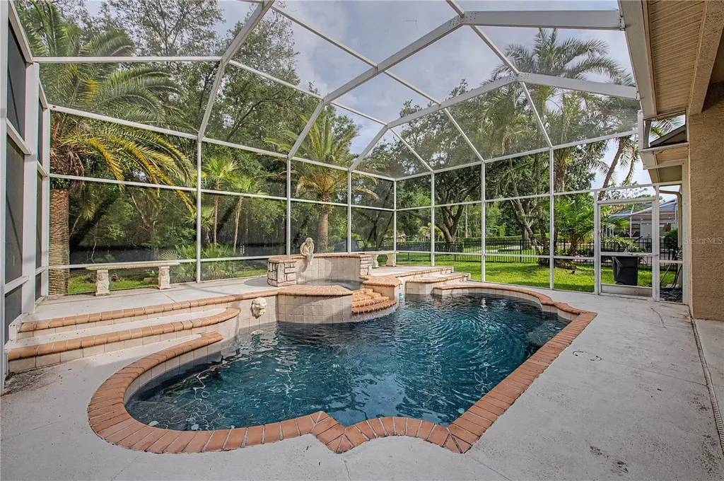 18615 Chemille Drive Lutz FL 33558