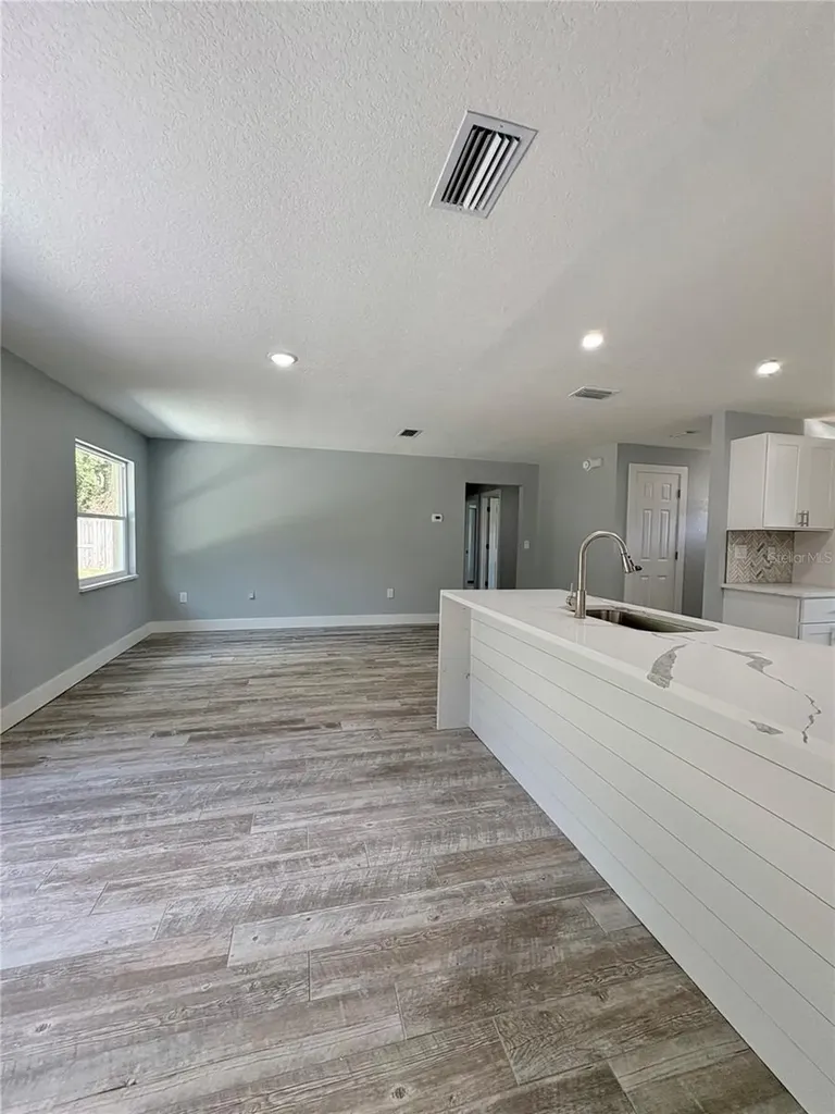 142 Rosedale Avenue Spring Hill FL 34606