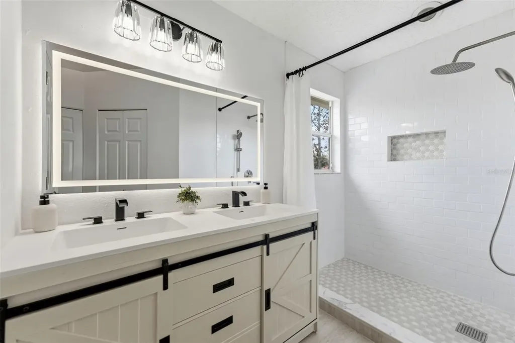 6048 Sand Key Lane Wesley Chapel FL 33545