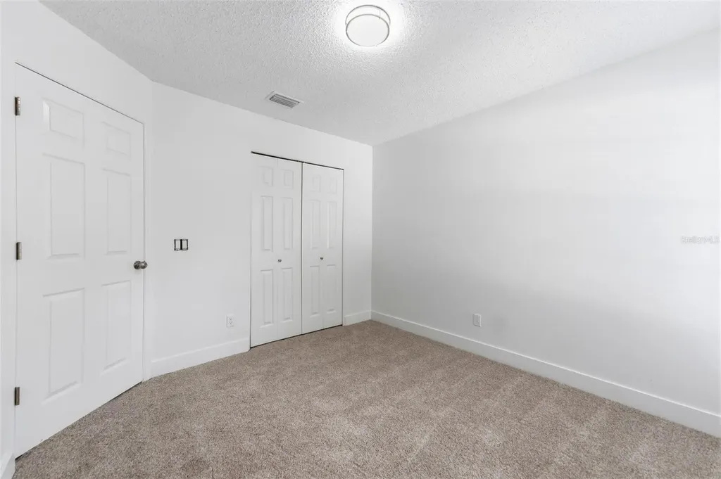 6048 Sand Key Lane Wesley Chapel FL 33545