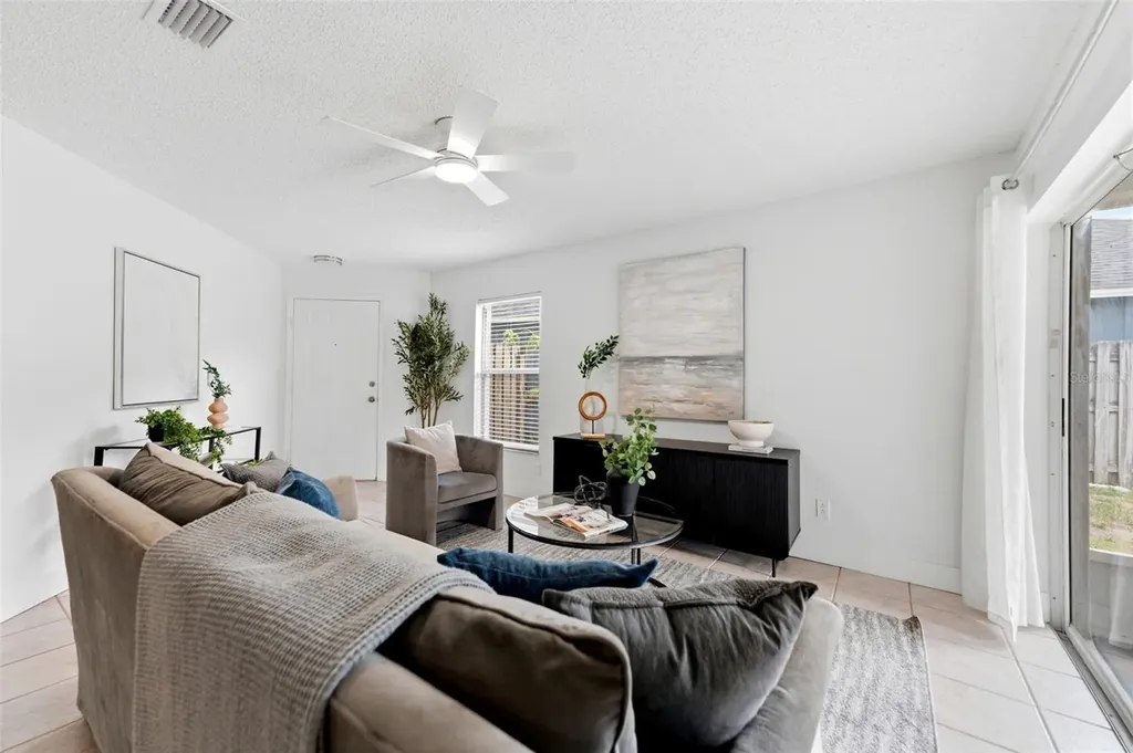 6048 Sand Key Lane Wesley Chapel FL 33545