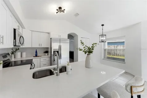 6048 Sand Key Lane Wesley Chapel FL 33545