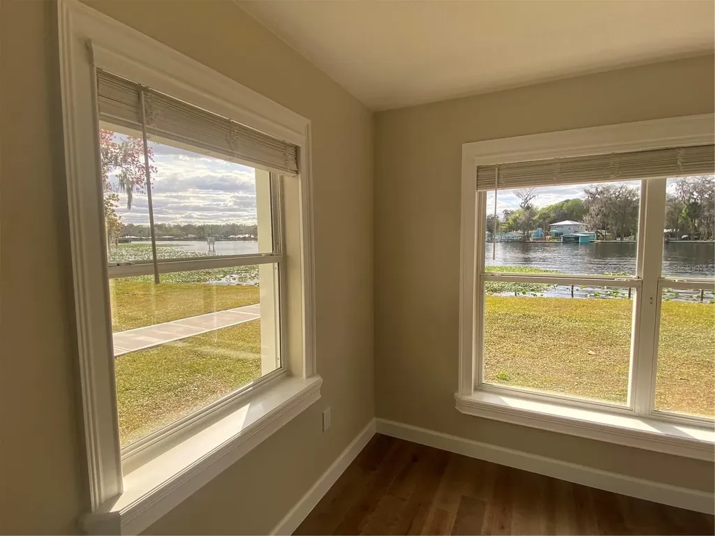 1645 Spring Garden Drive Astor FL 32102