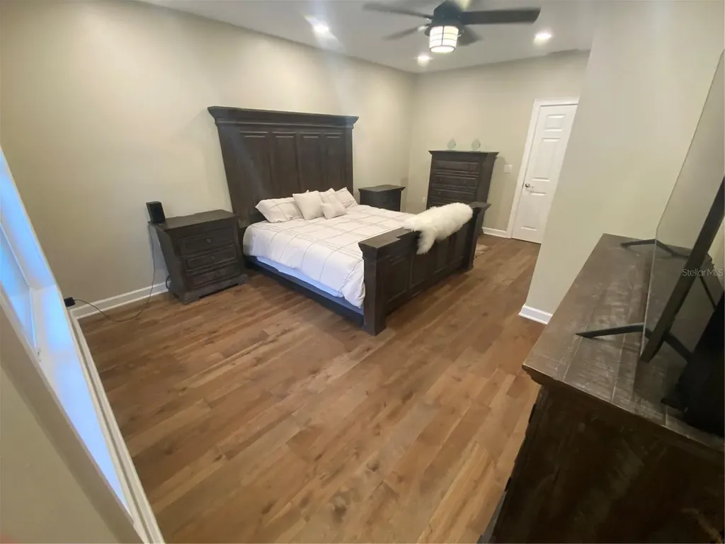 1645 Spring Garden Drive Astor FL 32102