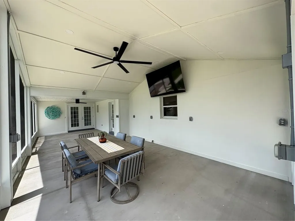 1645 Spring Garden Drive Astor FL 32102