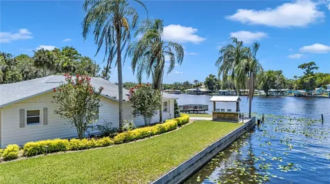 1645 Spring Garden Drive Astor FL 32102