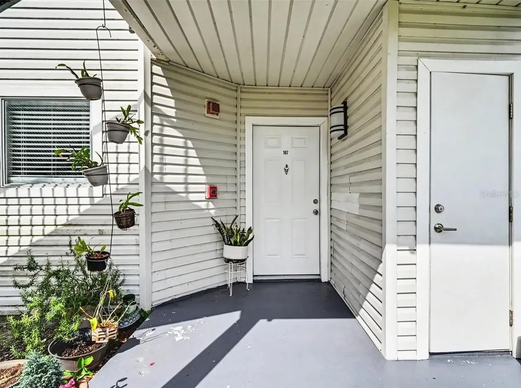 2552 Woodgate Boulevard Orlando FL 32822