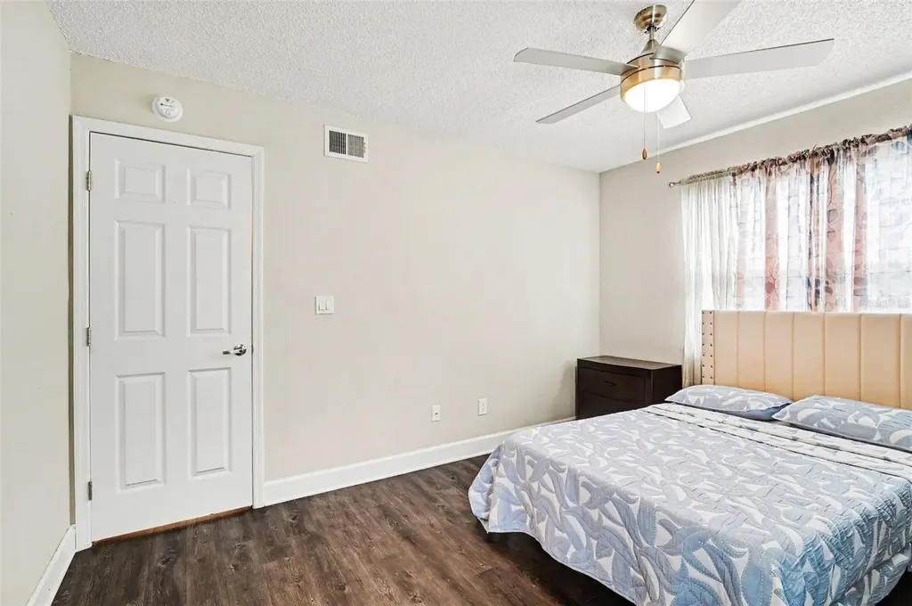 2552 Woodgate Boulevard Orlando FL 32822