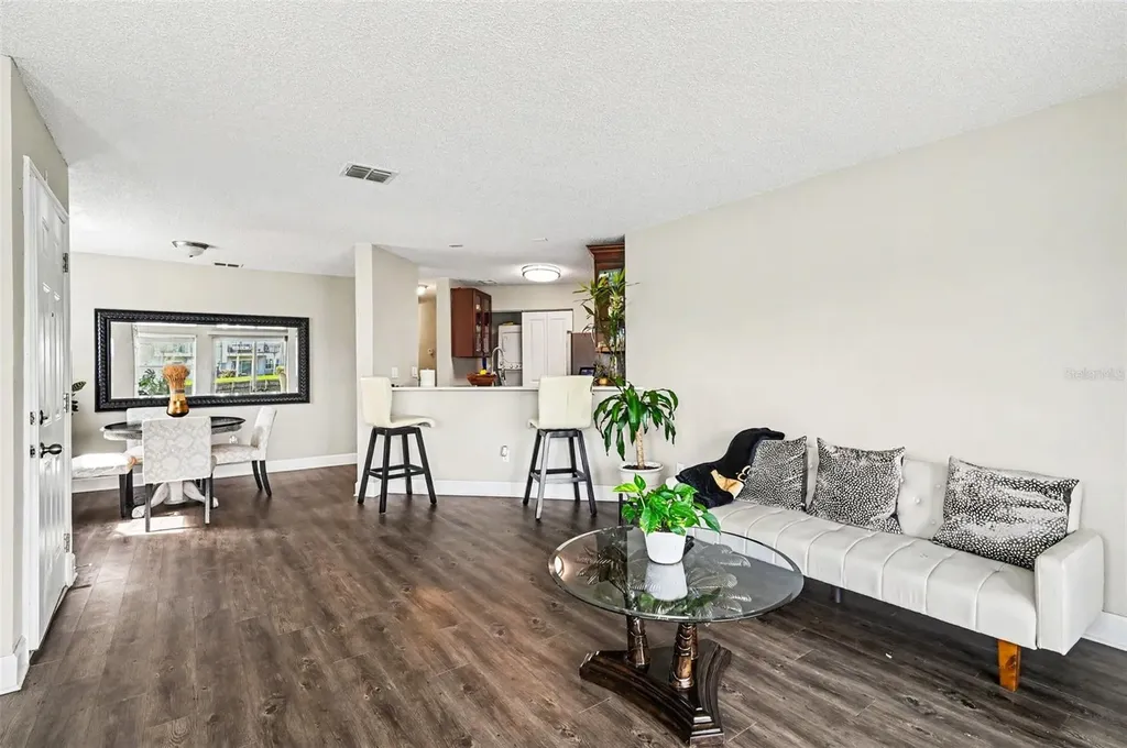 2552 Woodgate Boulevard Orlando FL 32822