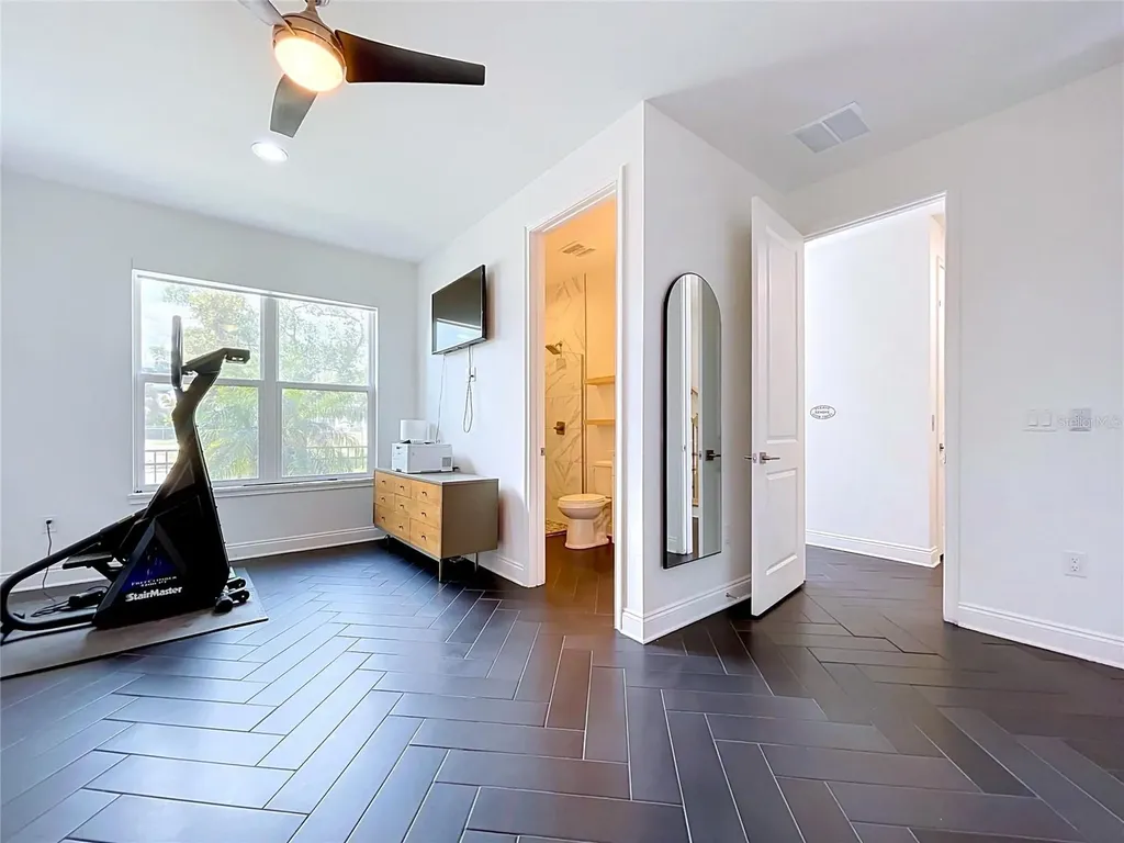 3702 W Roland Street Tampa FL 33609