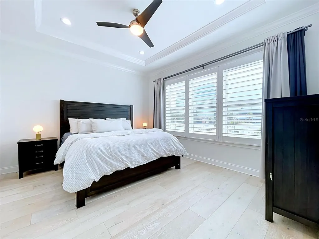 3702 W Roland Street Tampa FL 33609