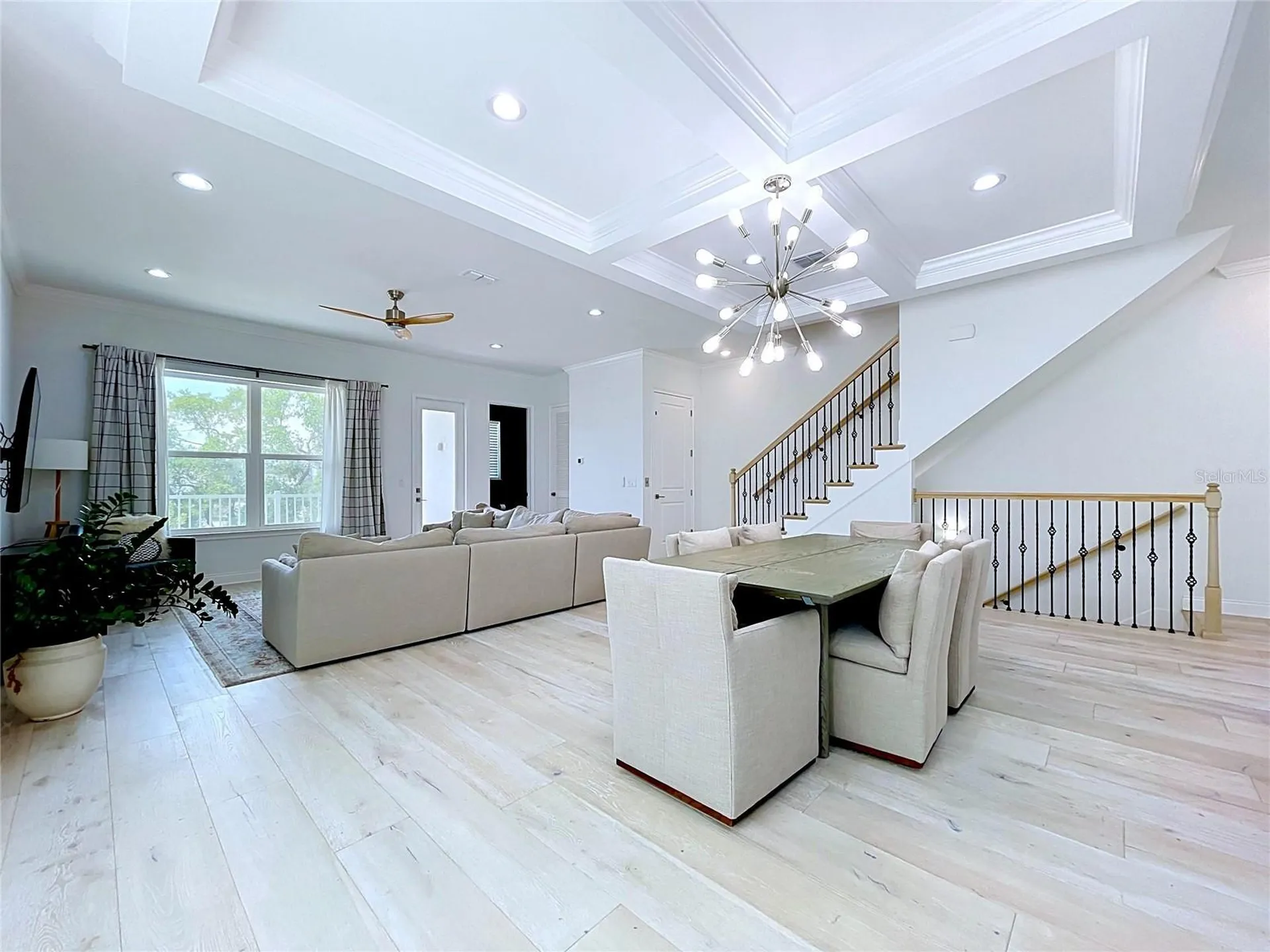 3702 W Roland Street Tampa FL 33609