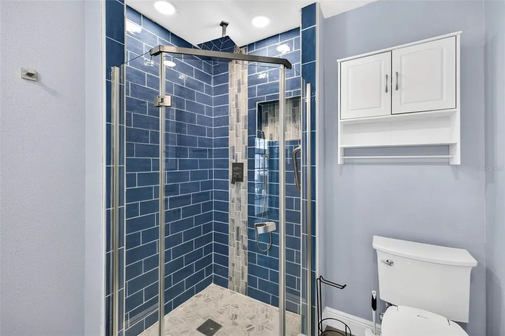 5002 Brandeis Circle S Sarasota FL 34243