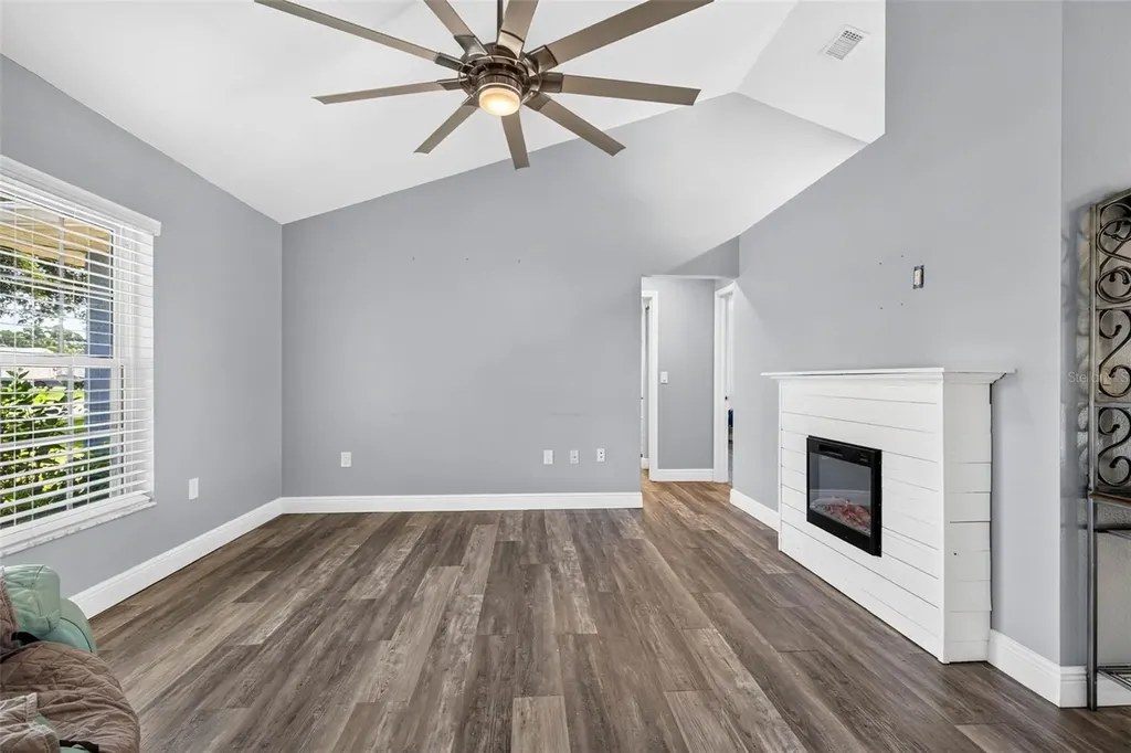 5002 Brandeis Circle S Sarasota FL 34243